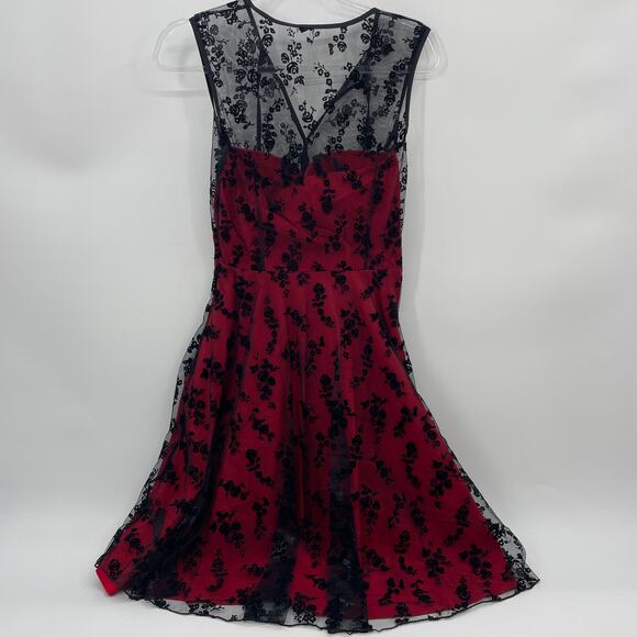 VOODOO VIXEN Better Bella Red Lace Fit Flare Dress Size S Rose Lined Cocktail - Picture 2 of 8